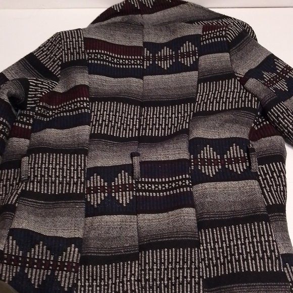 Charlotte Russe jacket bohemian style Aztec western. Size  medium - Picture 4 of 4